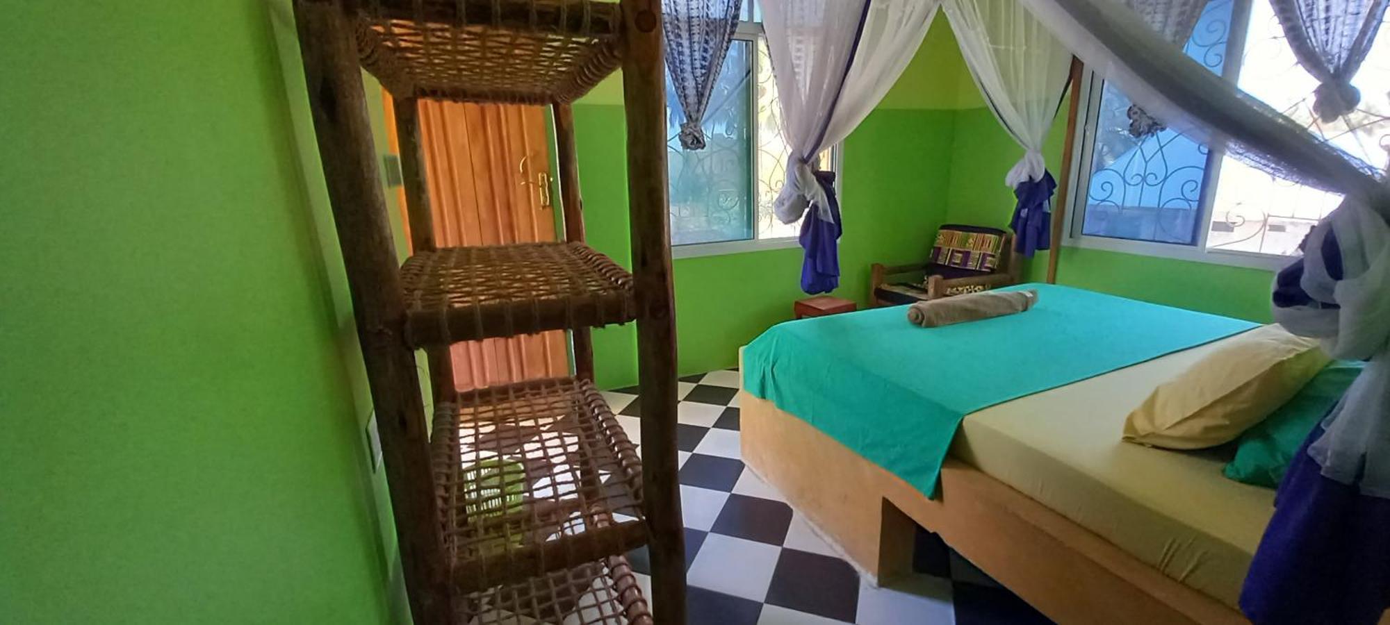 La Locanda Lodge - Apartment, 4 Double Rooms & Kitchen Near The Beach Джамбиани Экстерьер фото