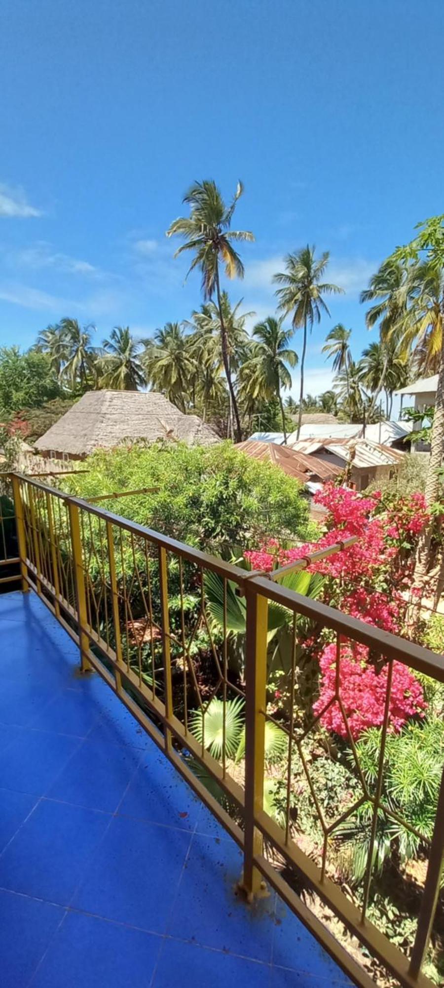 La Locanda Lodge - Apartment, 4 Double Rooms & Kitchen Near The Beach Джамбиани Экстерьер фото