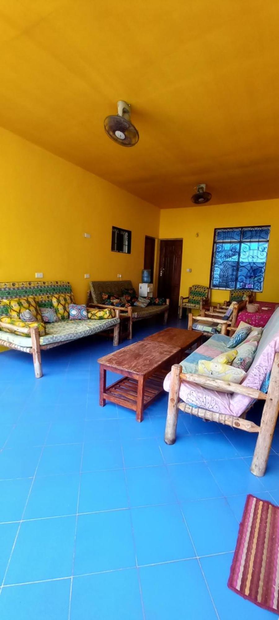 La Locanda Lodge - Apartment, 4 Double Rooms & Kitchen Near The Beach Джамбиани Экстерьер фото